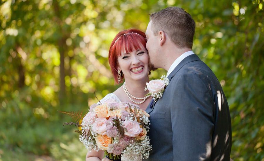 Backyard Wedding Columbus Ohio Melissa And Will Forget Me Knot Photography