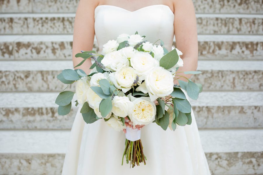 bridal bouquet at ohio statehouse wedding