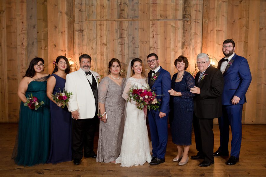 large family photo at jorgensen farm wedding
