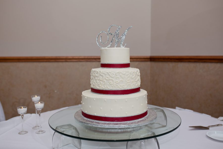 wedding cake at grand lake galleria