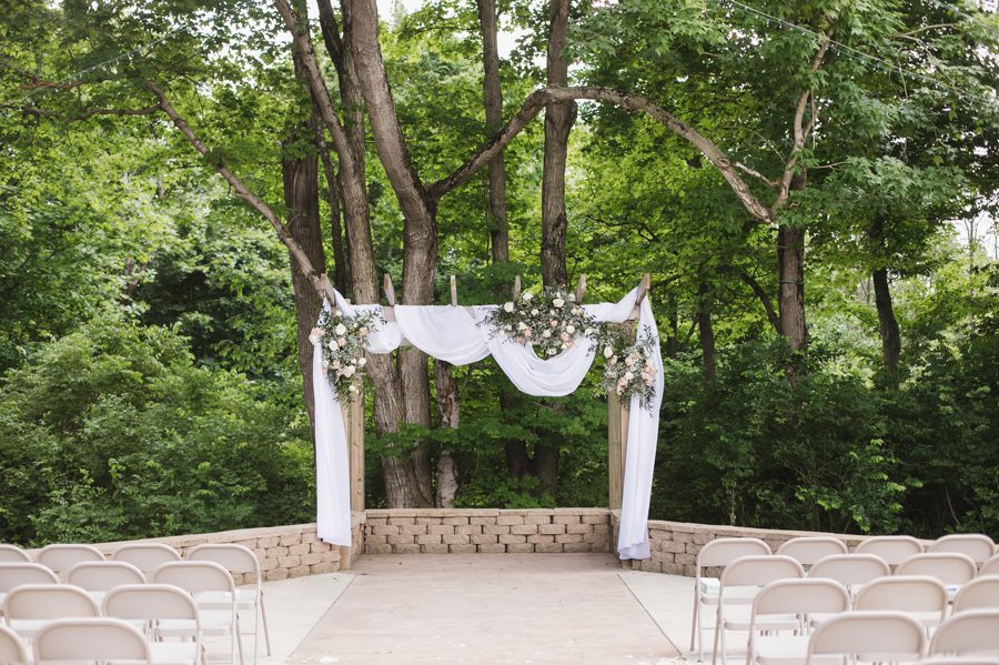 outdoor ceremony setup at Pine Lodge in Washington Court House