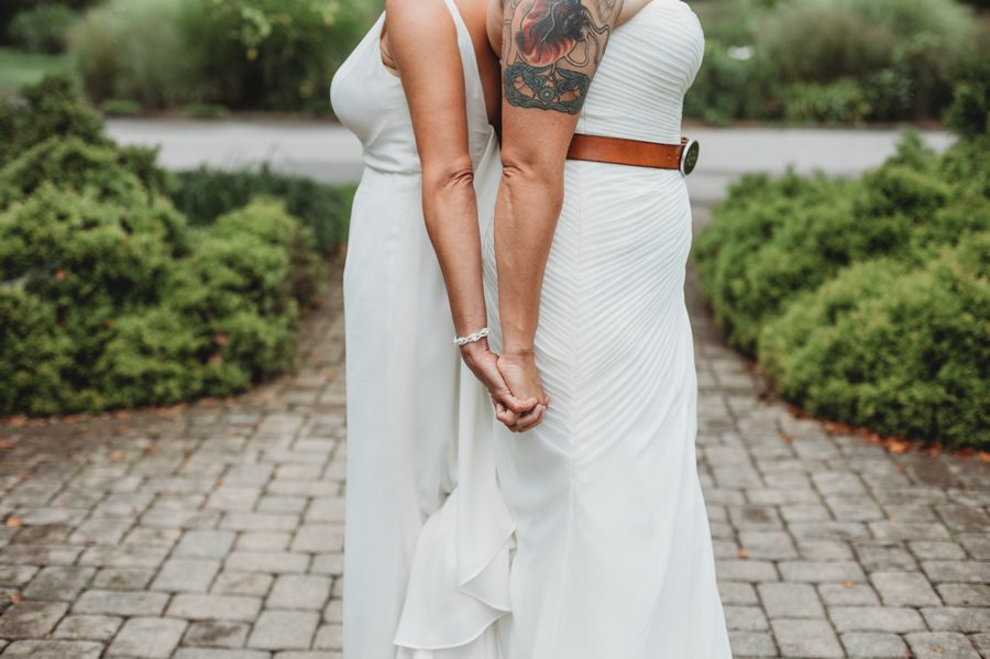 two brides back to back